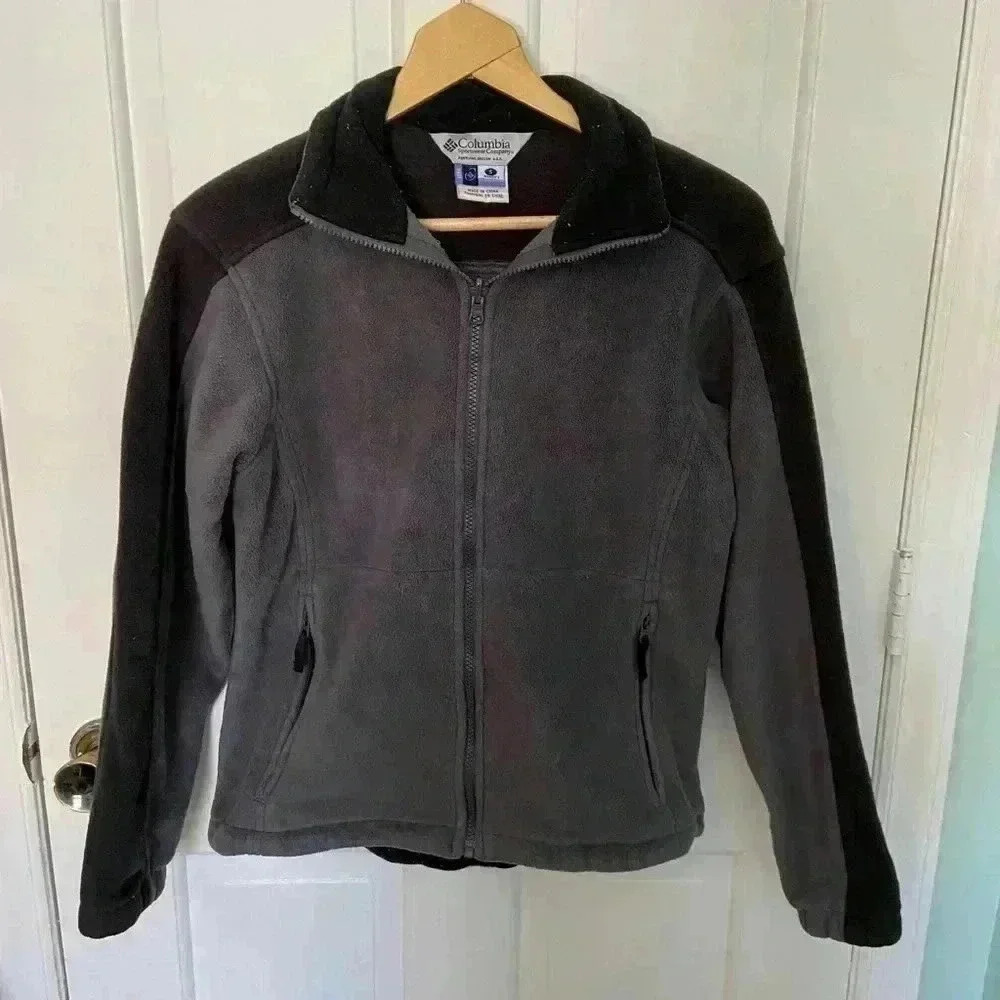 Women's Columbia Fleece Coat - Size Small - Gray and Black - Picture 3 of 4